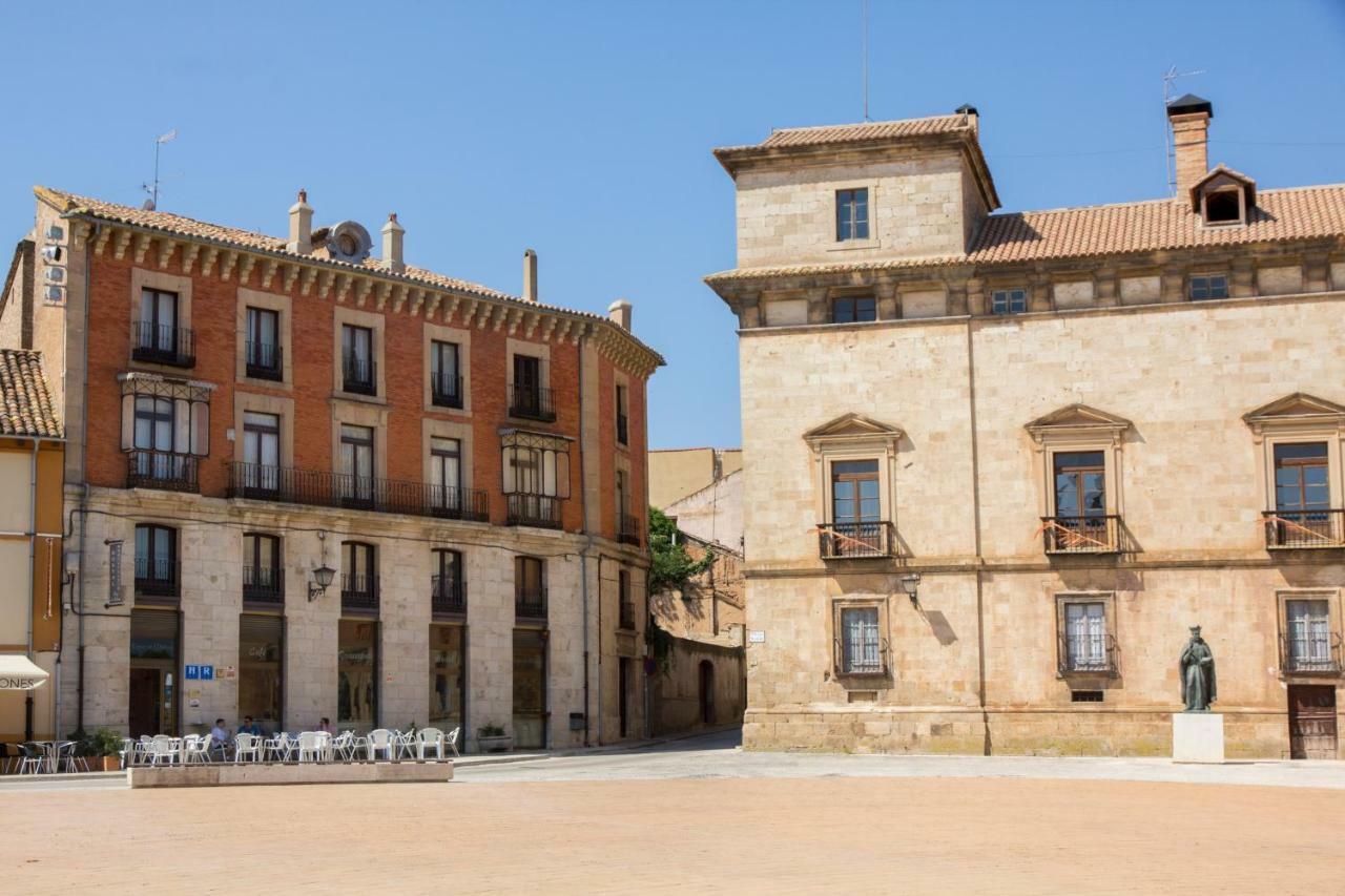 Hotel Tirso De Molina Almazán Zewnętrze zdjęcie